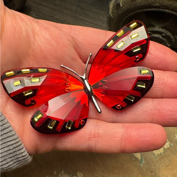 Swarovski Other - SWAROVSKI PARADISE BUTTERFLY CRYSTAL FIGURINES ADENA LIGHT SIAM